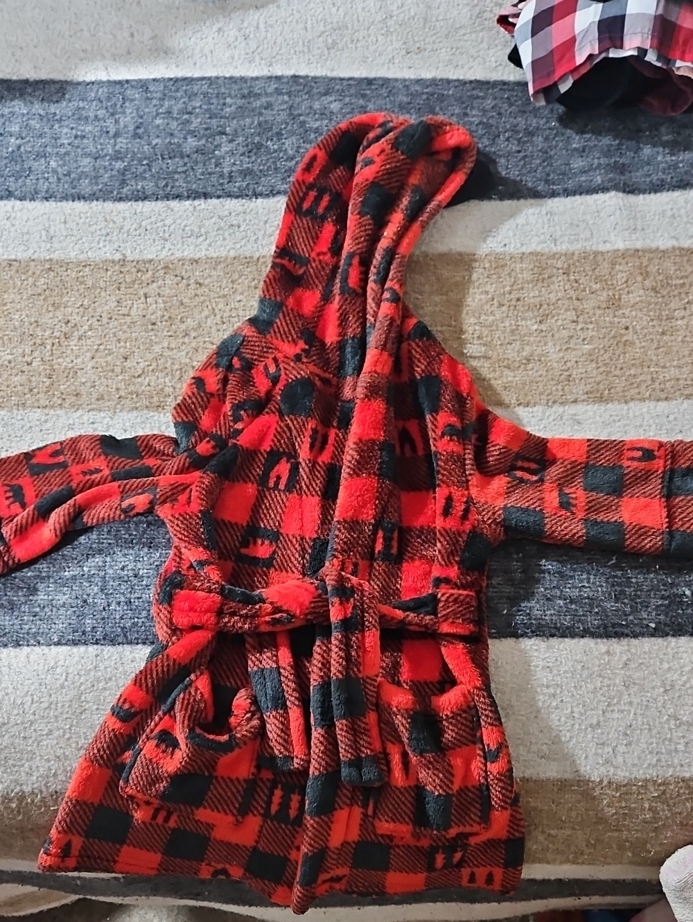 Cat & Jack Red and Black Kids Robe